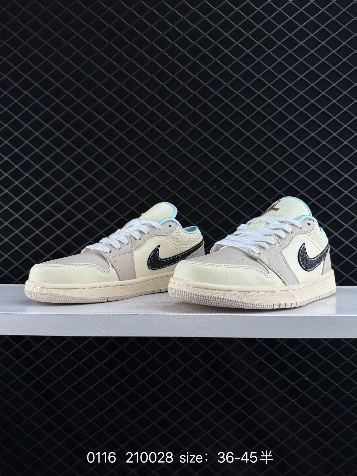 Air Jordan 1 Low AJ1